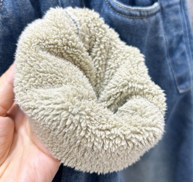 05111902｜KACA家冬〃11301兩色白標加絨牛仔褲 兒童牛仔褲
加絨牛仔褲
兒童加厚褲
羊羔絨褲
兒童保暖長褲
加絨保暖褲
男童牛仔褲
女童牛仔褲
厚款牛仔褲
內刷毛牛仔褲
冬季褲子
兒童寬鬆褲
加厚羊羔絨
暖褲 兒童
小孩牛仔褲
不挑身型褲
100 110 120 130 140 150
兒童秋冬褲
兒童百搭褲