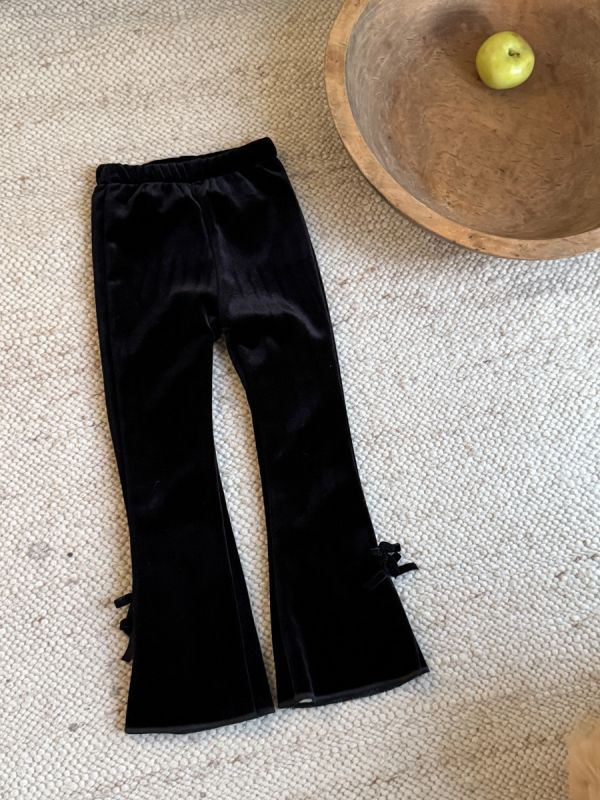 05120404｜小瑜家秋冬〃蝴蝶結絲絨喇叭褲｜90-150 女童長褲, 微喇叭褲, 蝴蝶結童褲, 修身童褲, 黑色童褲, 甜美童裝, 休閒童褲, 秋冬童裝, 百搭童褲, 日系童裝