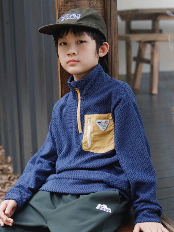 05110711┃猿寶家秋冬〃8076山系撞色口袋立領半拉鍊加絨上衣┃110-170 童裝立領上衣、山系口袋上衣、撞色衛衣、秋冬保暖、男童上衣、女童衛衣、韓版童裝、戶外童裝、露營穿搭