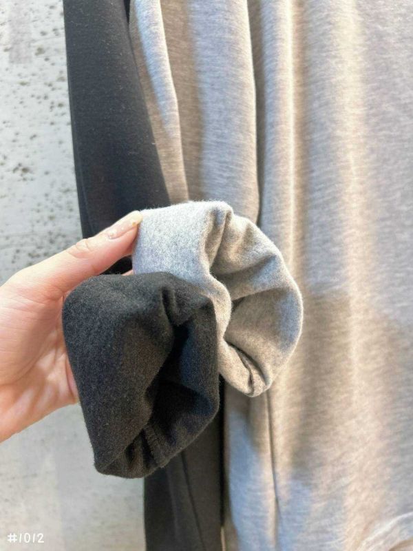 05111103┃秋冬〃1012男保暖衣┃M-L 男款發熱衣, 保暖長袖, 內刷毛上衣, 男生打底衫, V領T恤, 大陸製男裝, 秋冬保暖衣, 灰色長袖, 黑色內搭, 彈性上衣, 男裝秋冬, 吸濕發熱衣, 居家長袖, 男生內搭衣, 修身長袖T**