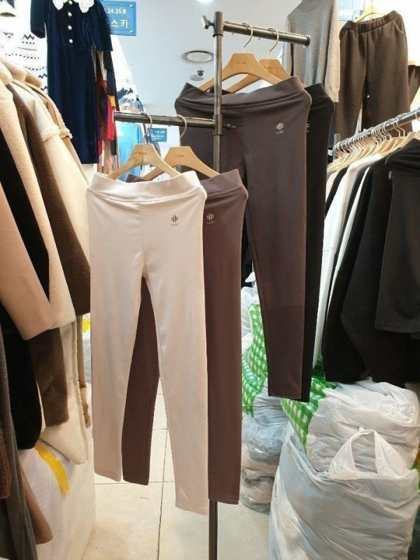 韓｜COR〃四色發熱內搭褲｜F 發熱褲
保暖內搭褲
女款發熱打底褲
顯瘦內搭褲
高彈力打底褲
冬季保暖褲
WARM HEAT
THERMOST FABRIC
蓄熱保暖褲
親膚內搭褲
柔暖內搭褲
高彈不勒肚
秋冬必備
輕膚打底褲