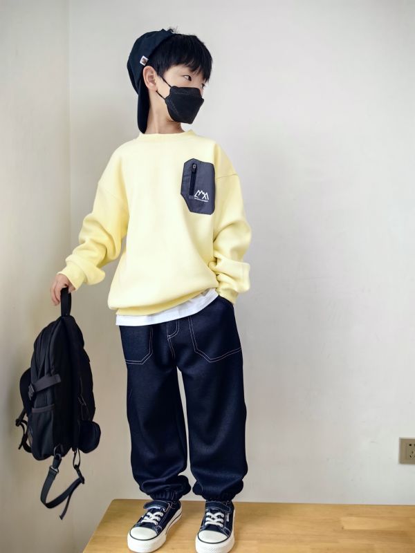 05112608｜CF冬〃CT668兩色拼色加絨工裝口袋T｜120-175 兒童衛衣
加絨上衣
奧粒絨
口袋衛衣
秋冬保暖
厚款衛衣
男童上衣
女童上衣
中性衛衣
韓系童裝
寬鬆版衛衣
學生衛衣
兒童長袖
親子裝上衣
戶外風上衣
撞色口袋衛衣