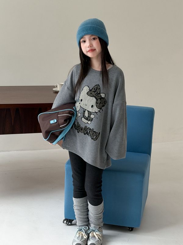 05113010｜CTONG秋冬〃灰色KT印花長版T｜100-160 Hello Kitty童裝
刷毛大學T
童裝上衣
中大童衛衣
可愛童裝
秋冬童裝
卡通上衣
顯瘦長版上衣
刷毛保暖
女童穿搭