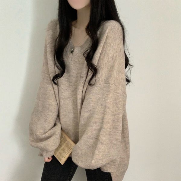 05112211｜秋冬〃1232慵懶V領輕暖寬鬆針織上衣｜F V領毛衣, 寬鬆針織, 慵懶風毛衣, 側開衩毛衣, 秋冬上衣, 奶杏毛衣, 黑色毛衣, 灰色針織, 咖啡毛衣, 韓系毛衣, 百搭上衣