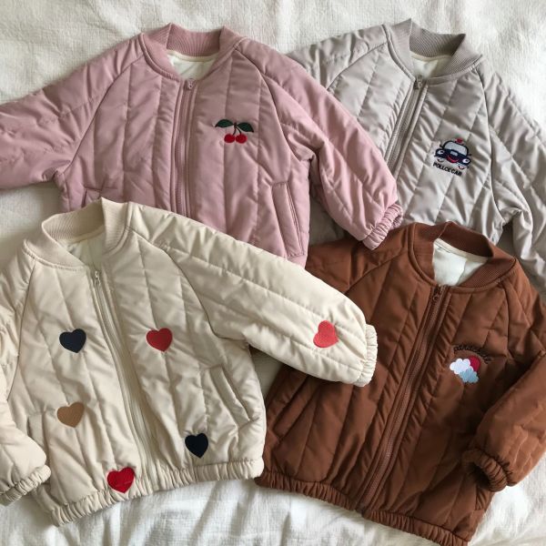 05111603┃兄妹家秋冬〃250671五色夾棉加絨外套┃80-150 兒童絎縫外套

兒童夾棉外套

兒童保暖外套

輕暖童外套

刺繡外套童裝

櫻桃外套

車車外套

愛心外套

雲朵外套

男童外套

女童外套

80-150童裝

冬季外套童裝

防風保暖外套