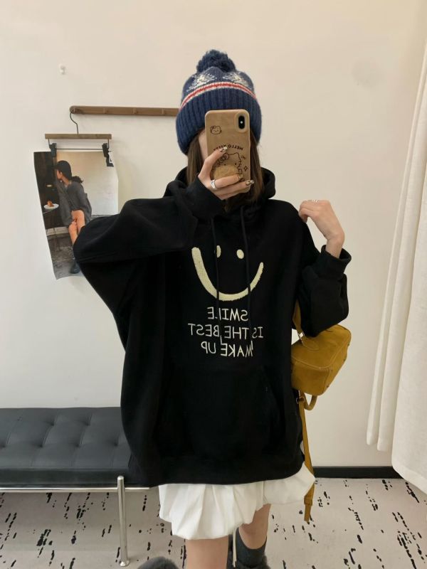 05113002｜YUAN〃3188刺繡笑臉連帽T｜F 笑臉衛衣
連帽帽T
刺繡衛衣
加絨衛衣
秋冬保暖上衣
帽T女
刷毛衛衣
休閒上衣
寬鬆顯瘦
百搭帽T