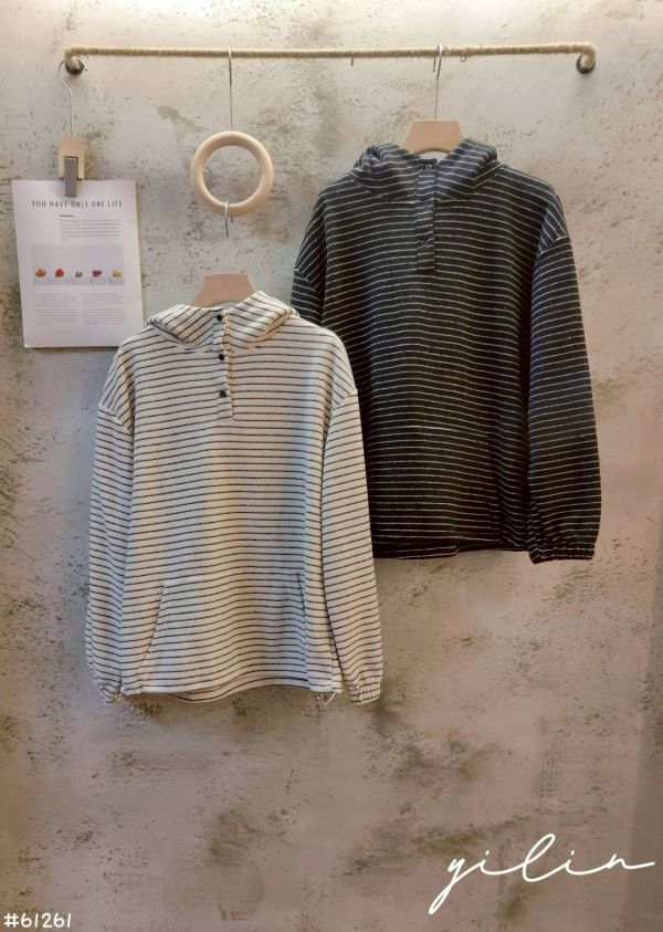 05110610┃秋冬〃61261條紋連帽上衣 條紋連帽上衣、厚棉衛衣、寬鬆T恤、韓版上衣、秋冬上衣、連帽上衣、百搭長袖、休閒風上衣