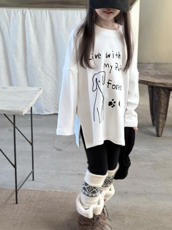 05120306｜小瑜家秋冬〃兩色小狗印花長版T｜90-150 女童上衣, 狗狗童裝, 印花童T, 長袖T恤, 秋冬童裝, 黑白童裝, 休閒童裝, 可愛上衣, 日系童裝, 童裝長袖