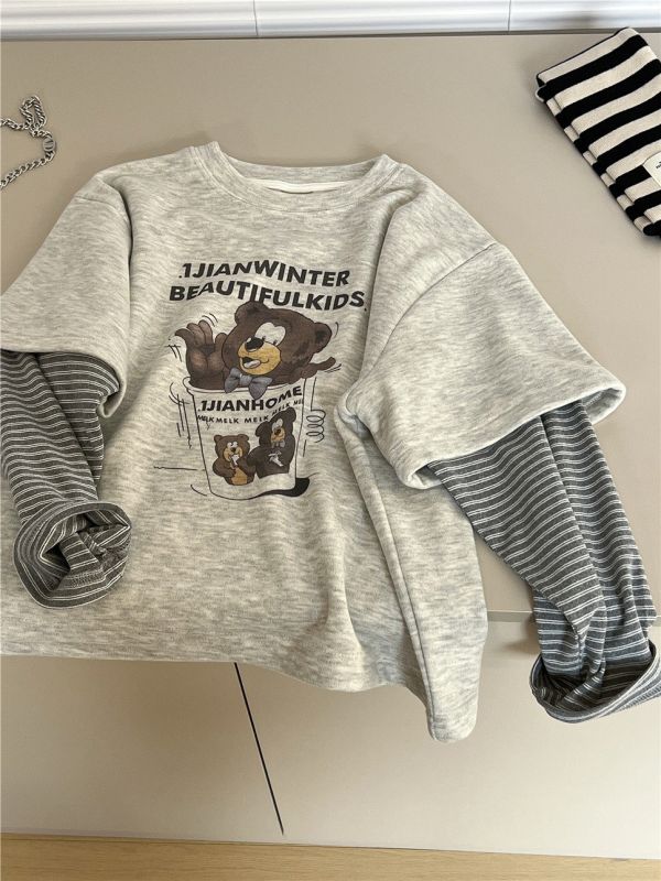 05110205┃SN〃8551假兩件加絨熊印花T┃100-160 插畫童裝, 熊熊刷毛上衣, 雙層保暖上衣, 秋冬童裝, 寬版落肩, 棉質刷毛, 特色插畫, 童裝衛衣, 100～160童裝, 居家休閒童裝