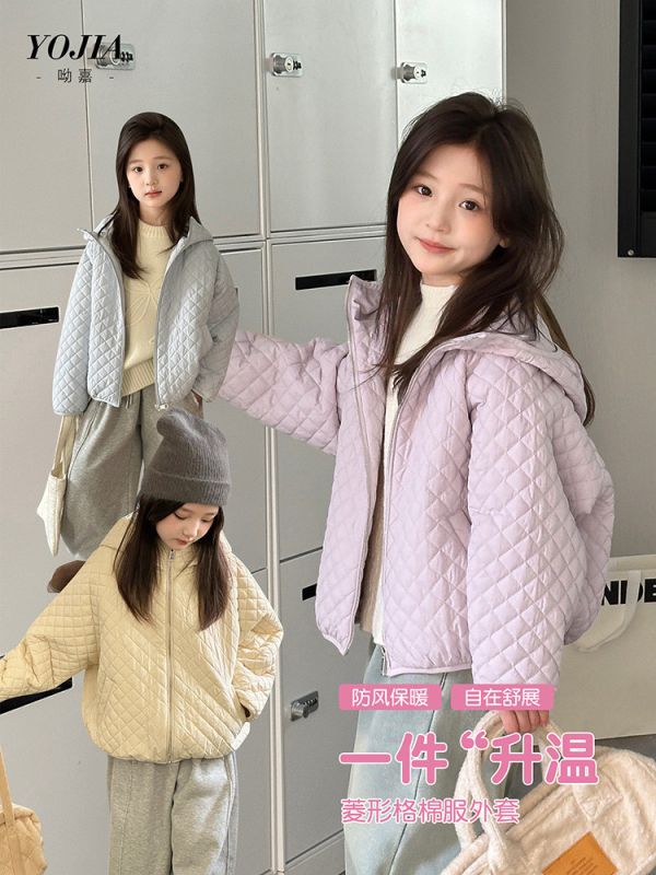 05111707｜YOJIA家冬〃DW620三色菱格連帽外套｜110-170 兒童棉服
菱格外套
加厚外套
連帽棉衣
女孩冬季外套
男童棉服
防風保暖外套
兒童羽絨外套替代
冬季外套推薦