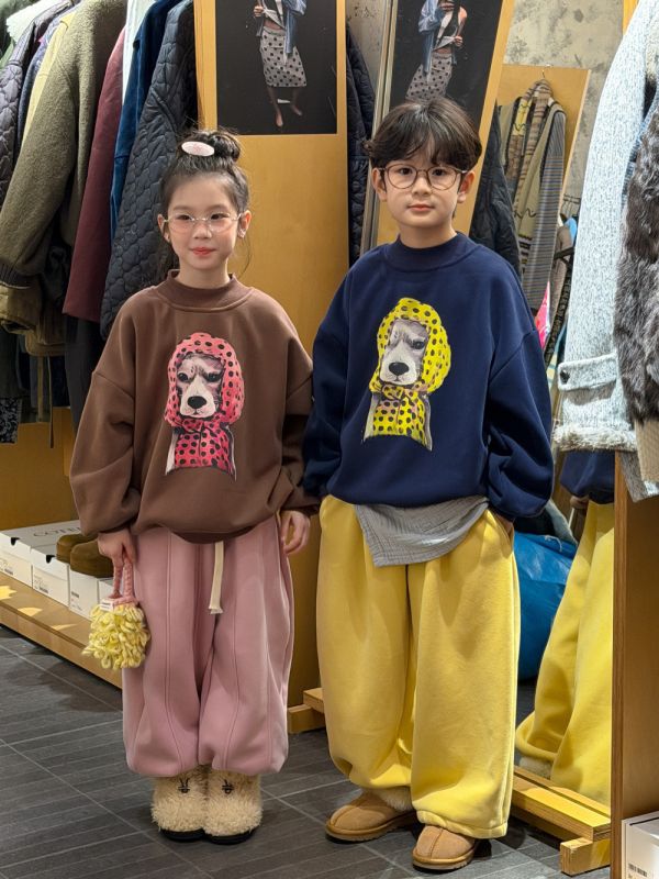 05120203｜KUMAI秋冬〃D218兩色加絨斑點頭巾狗印花T｜100-160 童裝刷毛上衣, 童裝大學T, 男童衛衣, 女童衛衣, 冬款童裝, 加厚刷毛, 可愛動物印花, 狗狗印花上衣, 保暖童裝, 中性童裝, 90 100 110 120 130 140 150