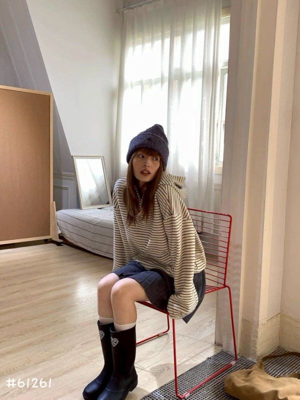 05110610┃秋冬〃61261條紋連帽上衣 條紋連帽上衣、厚棉衛衣、寬鬆T恤、韓版上衣、秋冬上衣、連帽上衣、百搭長袖、休閒風上衣