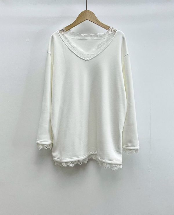 05112803｜秋冬〃5212V領蕾絲下擺内刷毛暖暖上衣｜F 蕾絲上衣、內刷毛、加厚保暖、女裝長袖、秋冬打底、圓領上衣