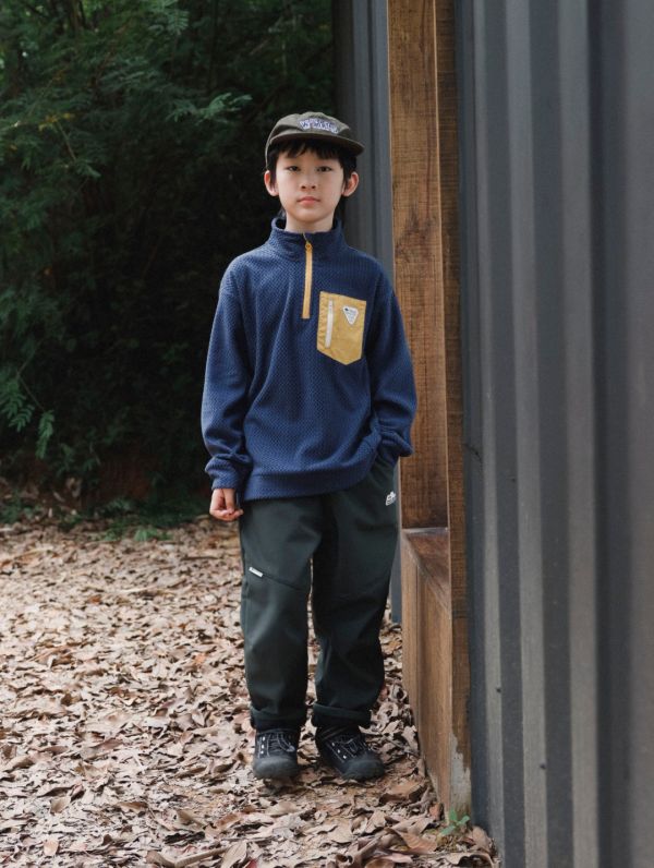 05110711┃猿寶家秋冬〃8076山系撞色口袋立領半拉鍊加絨上衣┃110-170 童裝立領上衣、山系口袋上衣、撞色衛衣、秋冬保暖、男童上衣、女童衛衣、韓版童裝、戶外童裝、露營穿搭