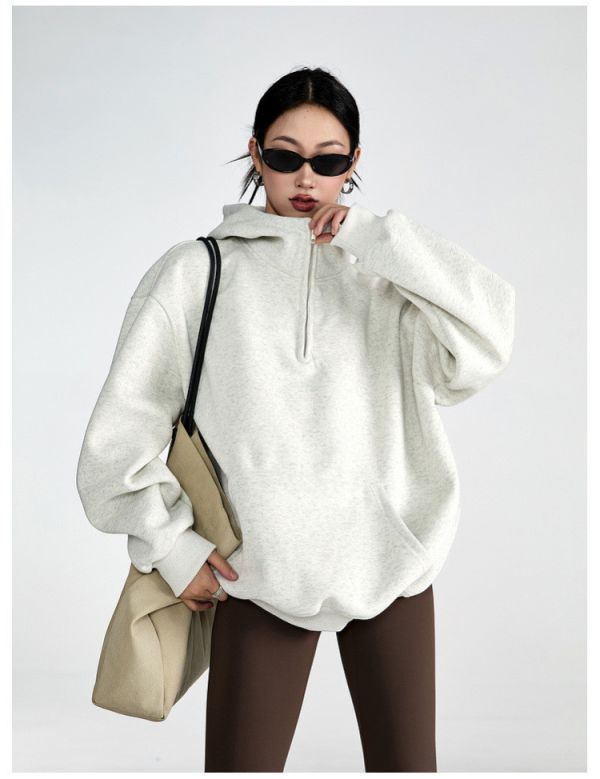 05110801┃秋〃3647兩色復古半拉鍊連帽上衣┃M-L 連帽衛衣、oversize帽T、韓系厚棉上衣、寬鬆帽T、保暖衛衣、半開拉鍊上衣、女裝秋冬、情侶衛衣、黑灰帽T、慵懶風