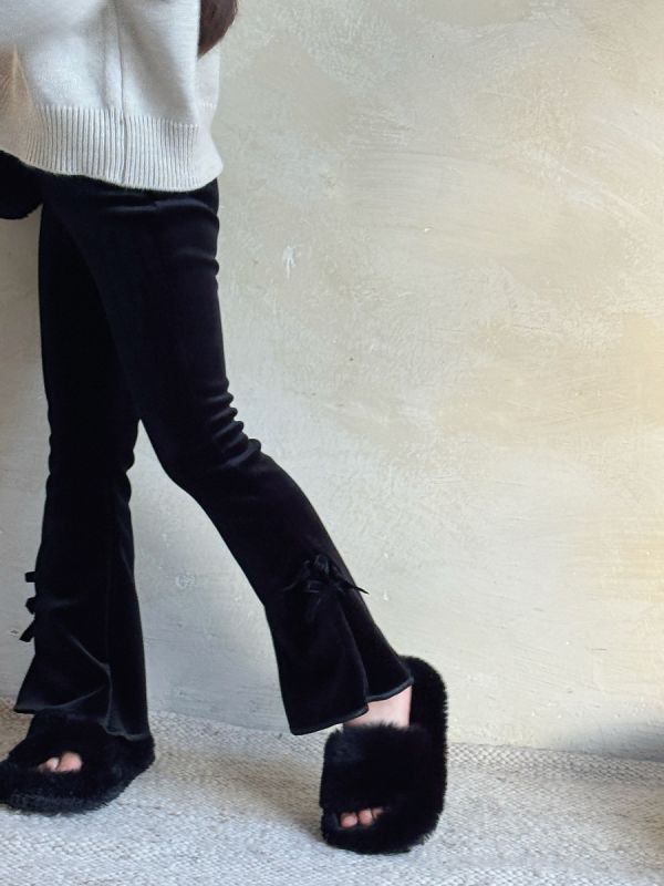 05120404｜小瑜家秋冬〃蝴蝶結絲絨喇叭褲｜90-150 女童長褲, 微喇叭褲, 蝴蝶結童褲, 修身童褲, 黑色童褲, 甜美童裝, 休閒童褲, 秋冬童裝, 百搭童褲, 日系童裝