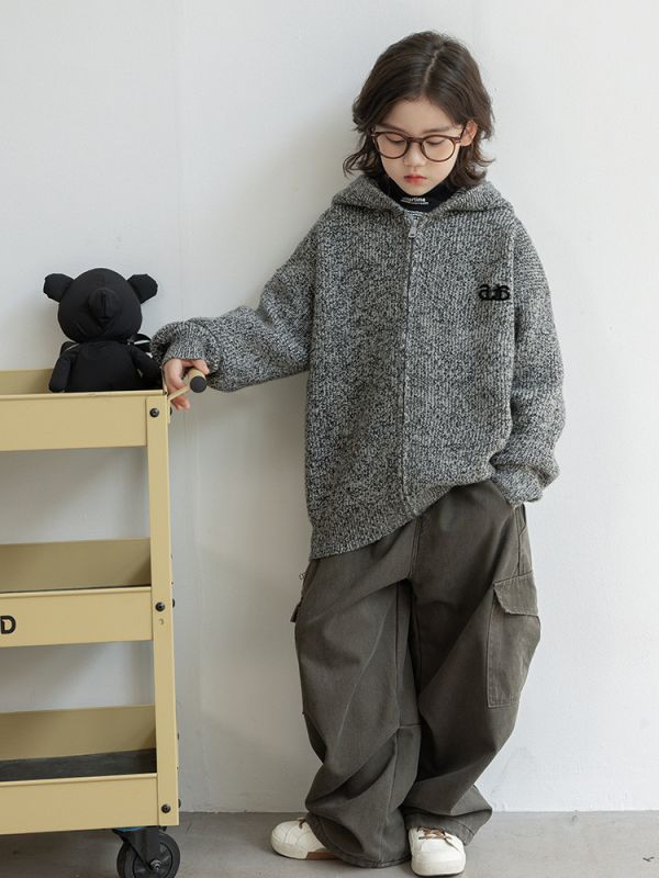 05111108┃TM家秋冬〃8909花灰連帽針織外套┃120-170 韓系童裝外套, 毛絨外套, 針織連帽外套, 大陸製童裝, 保暖上衣, 秋冬童裝, 厚外套, 男童女童外套, 韓系穿搭, 兒童針織外套, 連帽針織衣, 寬鬆毛衣外套, 灰色童裝外套, 針織保暖衣, 韓風休閒童裝**