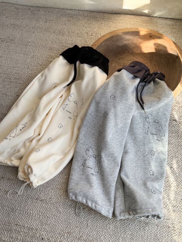 05120403｜小瑜家秋冬〃兩色裙簾加絨運動褲｜90-150 女童長褲, 蝴蝶童褲, 加絨寬褲, 刷毛童褲, 抽繩長褲, 鬆緊腰童褲, 秋冬童裝, 休閒童褲, 日系童裝, 女童寬褲