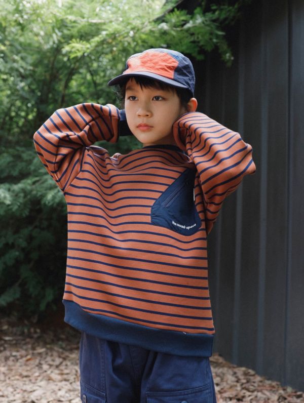 05121209｜猿寶秋冬〃8082三色條紋加絨拉鍊口袋T｜110-170 中大童上衣, 童裝刷毛上衣, 條紋童裝, 戶外風童裝, 童裝衛衣, 男童秋冬上衣, 女童秋冬上衣, 拼接口袋上衣, 保暖童裝, 童裝登山風