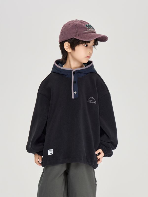 05110313┃TFYU秋冬〃兩色雙面絨山系撞色連帽上衣┃100-170 - 拼色帽T
- 兒童刷毛上衣
- TFYUGROUPS童裝
- 顆粒絨保暖衣
- 秋冬童裝推薦
- 抽繩下擺設計
- 街頭風童裝
- 100–170 尺寸帽T
- 男童女童連帽T
- 機能童裝