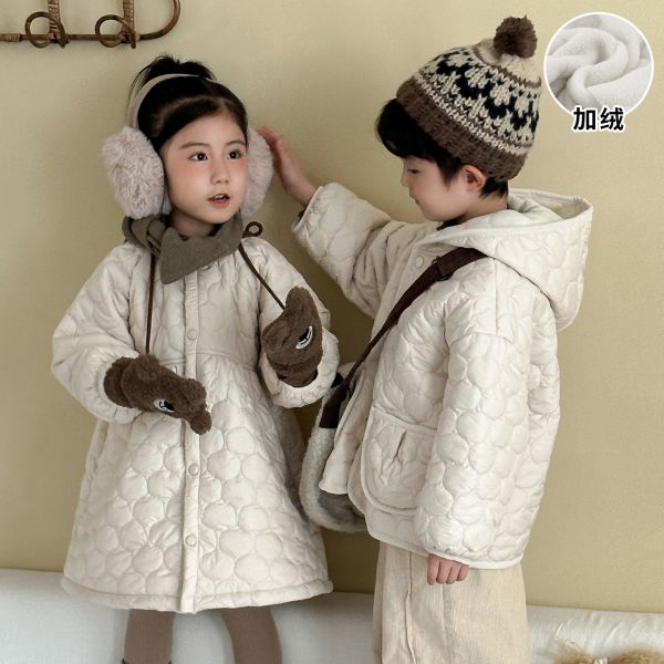 05111409┃兄妹家秋冬〃250635加絨夾棉外套┃80-150 兒童棉花糖外套

兒童絎縫外套

冬季童外套

奶油色童裝

兒童蓬蓬洋裝

女童蓬裙洋裝

男童外套

姐弟裝

兄妹裝

80-150童裝

兒童保暖外套

寶寶外套

壓紋外套童裝