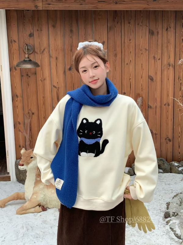 05120604｜秋冬〃6882立體黑貓刺繡加絨大學T｜F 女裝衛衣, 刷毛上衣, 貓咪上衣, 毛巾繡衛衣, 可愛女裝, 療癒系穿搭, 寬鬆上衣女, 加絨上衣, 大人可愛風, 顯瘦衛衣, 韓系女裝, 秋冬上衣女, 百搭女裝, 大學T女, 女生可愛穿搭