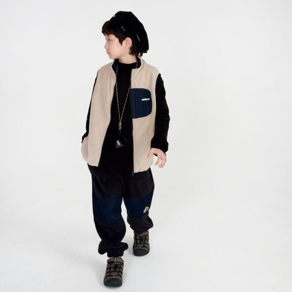 05121202｜CTX家秋冬〃2585兩色拼色搖粒絨運動褲｜110-165 中大童毛毛褲
童裝刷毛長褲
兒童保暖褲
加厚童裝長褲
秋冬童裝褲子
戶外風童褲
拼接刷毛褲
男童女童長褲
110-165 童裝
兒童休閒褲