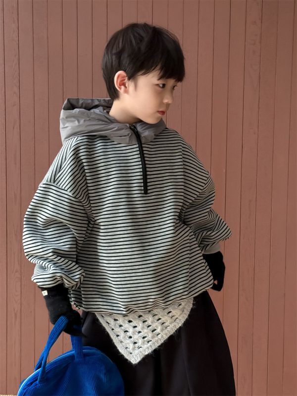 05112109｜HAHA家秋冬〃91136條紋拚棉加絨帽T｜100-160 男童連帽上衣
男童條紋上衣
加厚連帽衫
男童秋冬長袖
寬鬆版男童衣
100-160童裝男
拼接棉服帽T
男童保暖上衣
韓版男童上衣
秋冬新款童裝