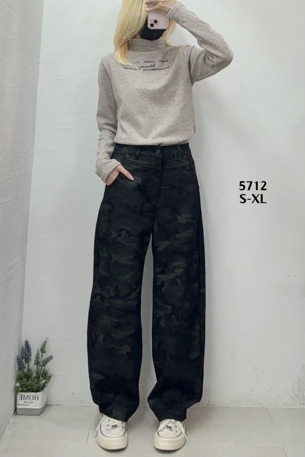 05121005｜秋冬〃5712迷彩彎刀長褲｜S-XL 迷彩褲, 寬褲女, 落地褲, 直筒褲, 高腰寬褲, 顯瘦褲, 街頭風褲, 工裝褲, 韓系穿搭, 百搭長褲, 女生迷彩褲, 日系休閒褲