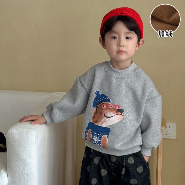 05111602┃兄妹家秋冬〃250603四色卡通動物加絨印花T┃80-150 兒童刷毛大學T

兒童厚刷毛上衣

動物插畫上衣

保暖童裝

兒童圓領長袖

80-150童裝

男童上衣

女童長袖上衣

冬季保暖上衣

厚款大學T

可愛動物童裝