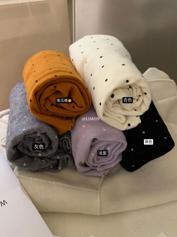 05110601┃LEMON〃8367波點雲感高彈木耳邊打底上衣 波點上衣、高領針織、打底上衣、天絲羊毛、韓系上衣、秋冬新款、木耳邊上衣、保暖內搭、甜美針織衫、長袖上衣