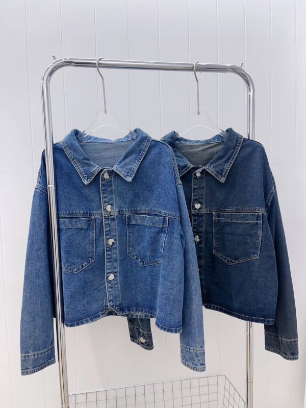 05111405┃秋冬〃9663愛心扣短版牛仔外套┃F 牛仔外套

水洗牛仔上衣

寬鬆牛仔外套

短版牛仔外套

愛心鈕釦外套

立體鈕釦牛仔

女生牛仔外套

休閒外搭

百搭外套

秋冬外套女

牛仔藍外套

復古藍牛仔