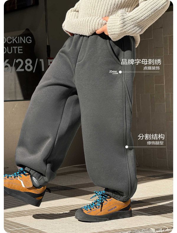 05111803｜ZYF家冬〃9257兩色加絨束腳運動褲｜110-170 兒童加厚束腳褲
420g 重磅棉褲
兒童冬季長褲
內刷毛保暖褲
男女童棉褲
兒童保暖束腳褲
童裝保暖下著
加絨束腳褲兒童
兒童休閒寬褲
110-170 長褲