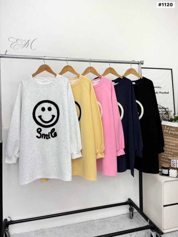 05112205｜秋冬〃1120笑臉毛巾繡長版大學T｜F 微笑上衣, 毛巾刺繡上衣, 長版上衣, 衛衣洋裝, 寬鬆上衣, 可愛女裝, 五色上衣, 秋冬上衣, 笑臉上衣, 休閒上衣, 棉質長版