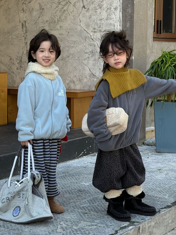 05112111｜HAHA家秋冬〃91397灰色加絨豹紋褲｜100-160 兒童豹紋褲

兒童刷毛褲

加絨長褲

冬季保暖褲

童裝束口褲

兒童球球褲

厚款長褲 100-160

女童豹紋加絨褲

男童休閒褲

寬鬆休閒褲 童裝

冬季童褲推薦

厚刷毛童褲