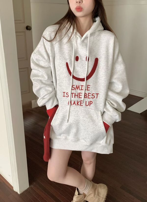 05113002｜YUAN〃3188刺繡笑臉連帽T｜F 笑臉衛衣
連帽帽T
刺繡衛衣
加絨衛衣
秋冬保暖上衣
帽T女
刷毛衛衣
休閒上衣
寬鬆顯瘦
百搭帽T