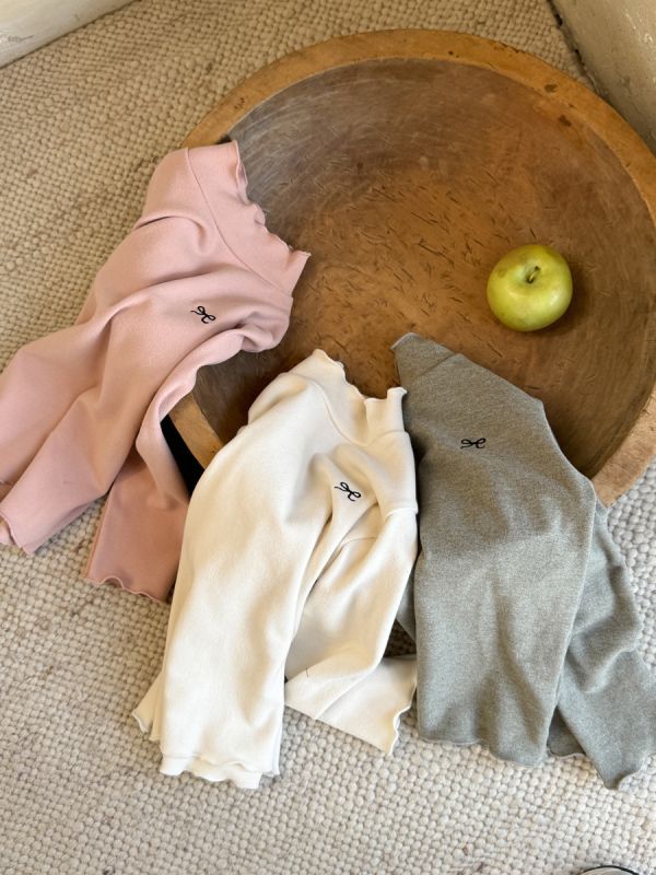 05120301｜小瑜家秋冬〃三色木耳邊奧絨內搭衫｜90-150 童裝衛衣, 刷毛衛衣, 童裝上衣, 印花衛衣, 加絨上衣, 保暖童裝, 冬季童裝