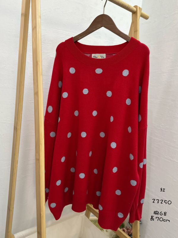05110103┃秋冬〃23250五色波點毛衣 點點毛衣, 針織上衣, 圓領毛衣, 無刷毛毛衣, 厚磅毛衣, 秋冬上衣, 寬鬆版型, 女生休閒穿搭, 彩色毛衣, 居家毛衣