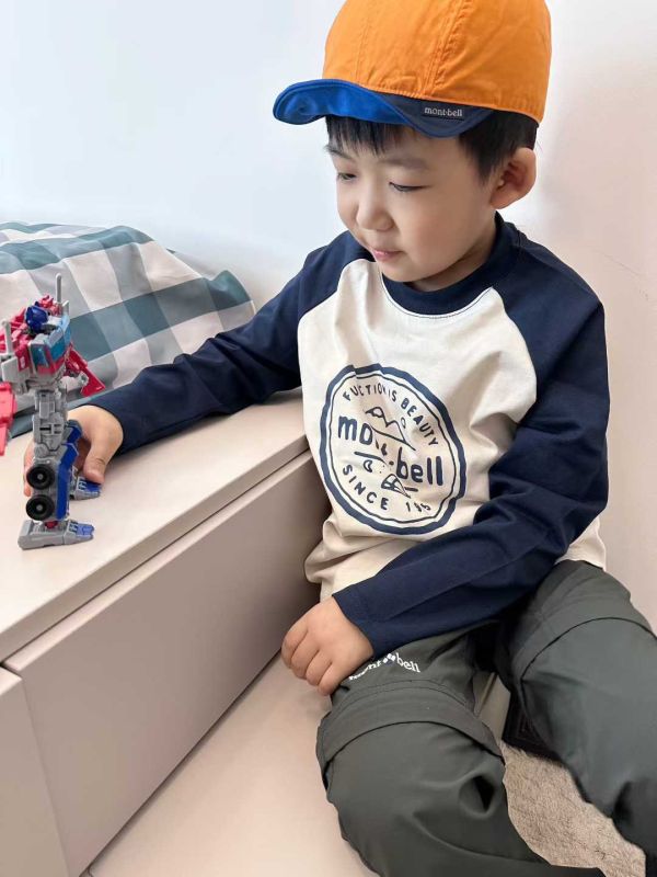 05111303┃秋冬〃撞色山系印花T┃90-150/M-L 兒童上衣, 童裝長袖, 拼色上衣, montbell 風, 戶外風童裝, 休閒童T, 90-150, 男童上衣, 女童上衣, 字母印花T, 秋冬童裝, 韓版童裝, Raglan袖, 棒球袖上衣