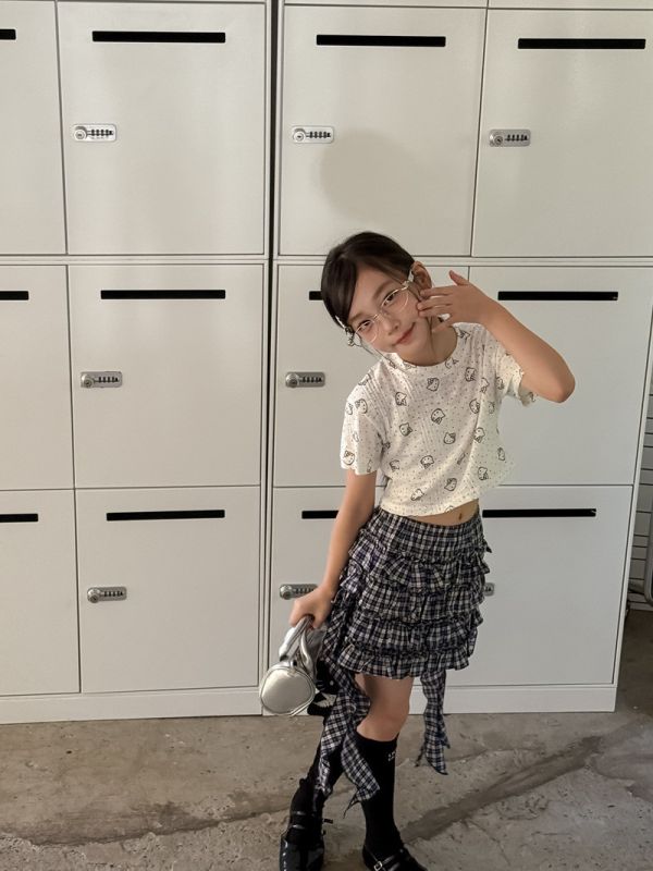 05080403┃小米秋〃KT滿印短版上衣┃110-160┃250810結單 