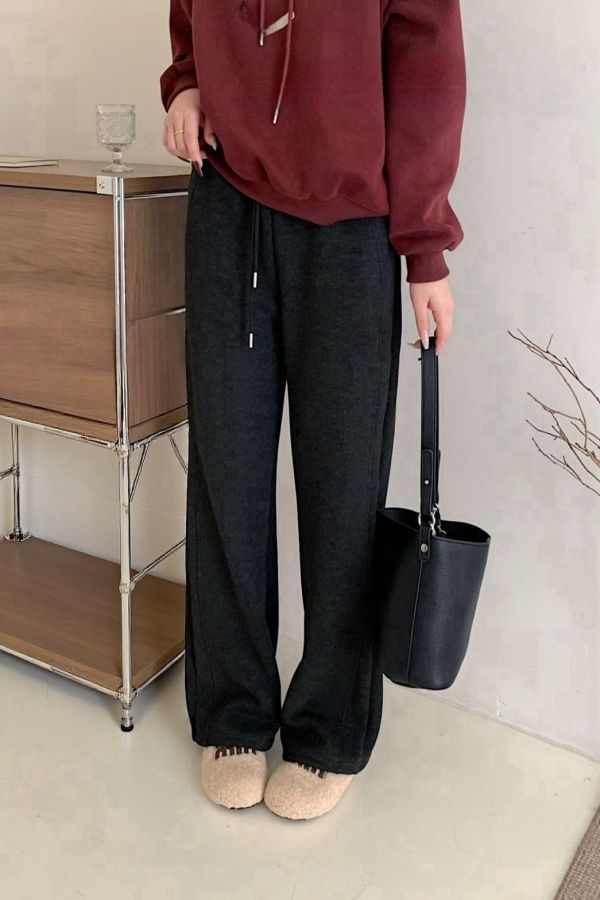 05120607｜秋冬〃9019細密羊羔絨超暖寬鬆休閒長褲｜F 女裝棉褲, 秋冬休閒褲, 寬鬆直筒褲, 顯瘦長褲, 韓系休閒褲, 女生素色褲, 百搭棉褲, 鬆緊腰褲, 酒紅長褲, 休閒家居褲, 大人女裝褲子