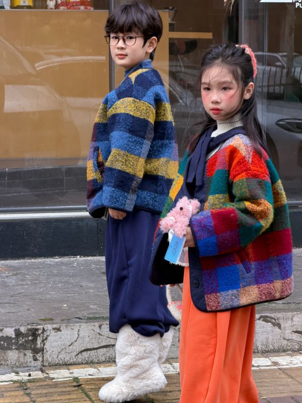 05120204｜KUMAI秋冬〃D204彩色方格夾棉毛呢外套｜100-160 童裝外套, 兒童鋪棉外套, 童裝格紋外套, 彩色格子童裝, 兒童夾棉外套, 冬季童裝, 男女童外套, 兒童保暖外套, 秋冬童裝, 童裝外套推薦