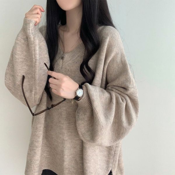 05112211｜秋冬〃1232慵懶V領輕暖寬鬆針織上衣｜F V領毛衣, 寬鬆針織, 慵懶風毛衣, 側開衩毛衣, 秋冬上衣, 奶杏毛衣, 黑色毛衣, 灰色針織, 咖啡毛衣, 韓系毛衣, 百搭上衣