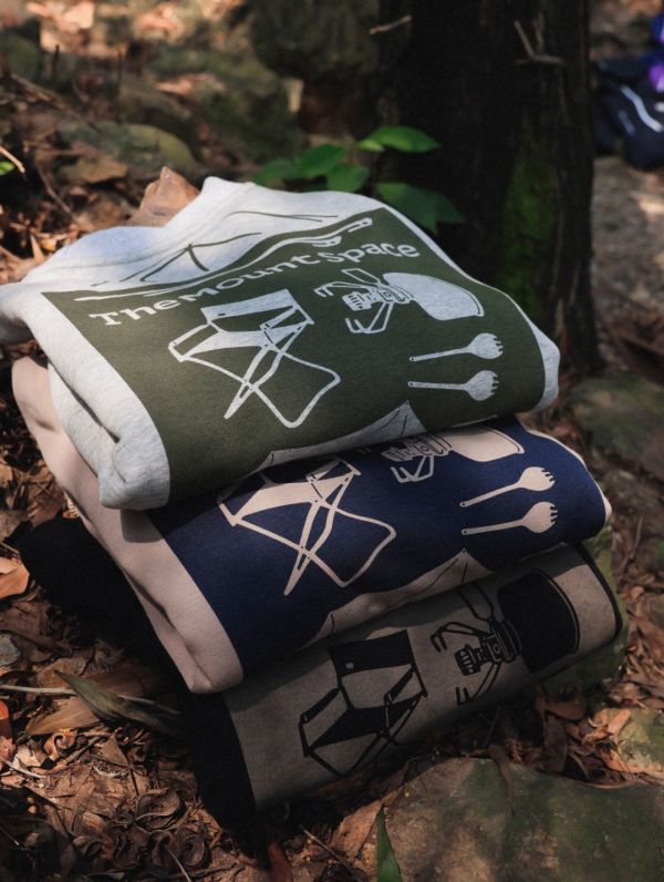 05110713┃猿寶家秋冬〃8079山系露營風印花撞色口袋加絨上衣┃110-170 童裝衛衣、露營印花上衣、山系童裝、厚款上衣、秋冬保暖、男童上衣、女童圓領衫、戶外穿搭、韓風童裝