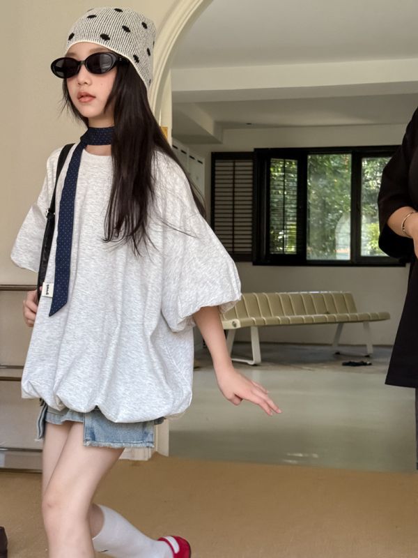 05080404┃小米秋〃淺灰色燈籠中袖上衣┃110-160┃250810結單 