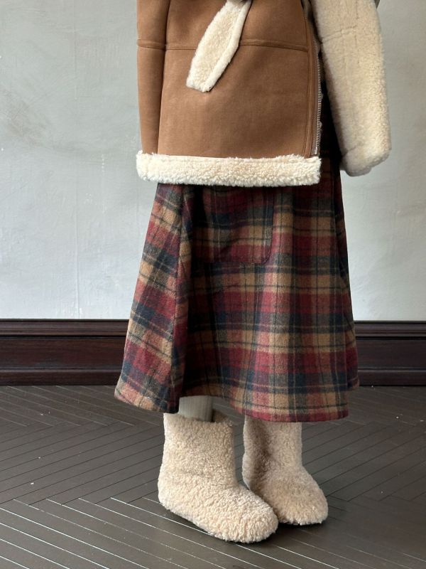 05111706｜TC家冬〃毛呢格子裙｜110-160 童裝格紋裙
女童長裙
毛呢裙
冬季長裙
厚款長裙
大童裙子
學院風裙子
女童冬裙
中長版裙
保暖長裙
110尺碼裙
120尺碼裙
130尺碼裙
140尺碼裙
150尺碼裙
160尺碼裙
格子毛呢裙
女孩冬季穿搭
童裝百搭裙
韓版童裝裙子