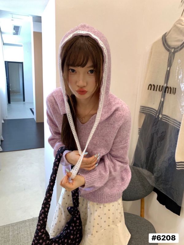 05112207｜秋冬〃6028三色蕾絲抽繩針織連帽衫｜F 連帽針織, V領毛衣, 抽繩上衣, 寬鬆針織, 韓系毛衣, 秋冬上衣, 紫色針織, 奶白毛衣, 灰色毛衣, 卡其毛衣, 休閒針織