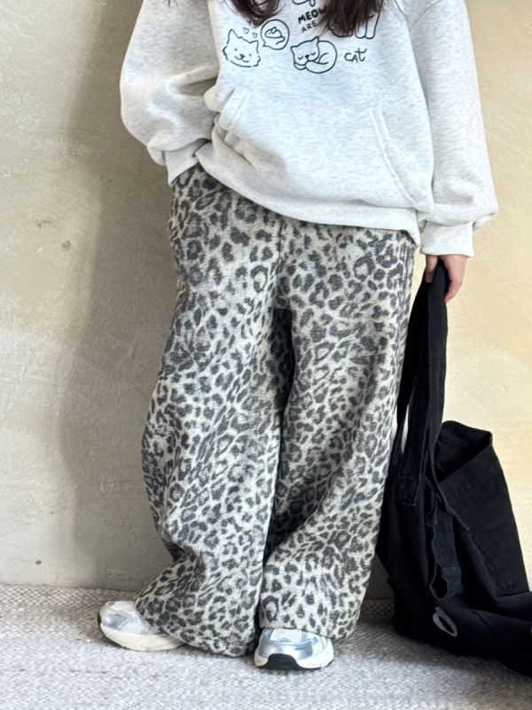 05120401｜小瑜家秋冬〃豹紋加絨休閒褲｜90-150 女童長褲, 豹紋童裝, 寬褲童裝, 鬆緊腰童褲, 秋冬童裝, 休閒童褲, 百搭童裝, 灰豹紋長褲, 女童褲子, 日系童裝