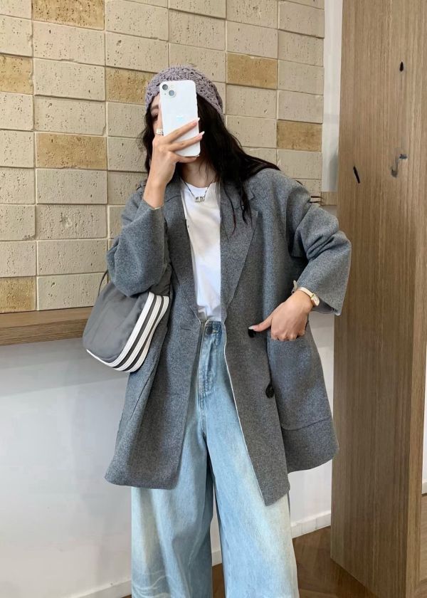 05111406┃秋冬〃8806毛呢雙排扣西裝外套┃F 軟呢外套

秋冬西外

寬鬆西裝外套

女生毛呢外套

韓系休閒外套

寬版外套

百搭大外套

奶杏外套

灰色外套

可可色外套

厚外套

T恤外搭外套

秋冬外套女