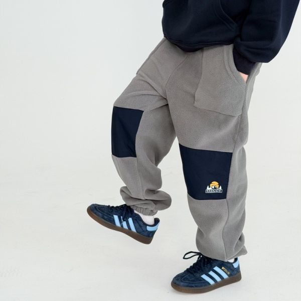 05121202｜CTX家秋冬〃2585兩色拼色搖粒絨運動褲｜110-165 中大童毛毛褲
童裝刷毛長褲
兒童保暖褲
加厚童裝長褲
秋冬童裝褲子
戶外風童褲
拼接刷毛褲
男童女童長褲
110-165 童裝
兒童休閒褲